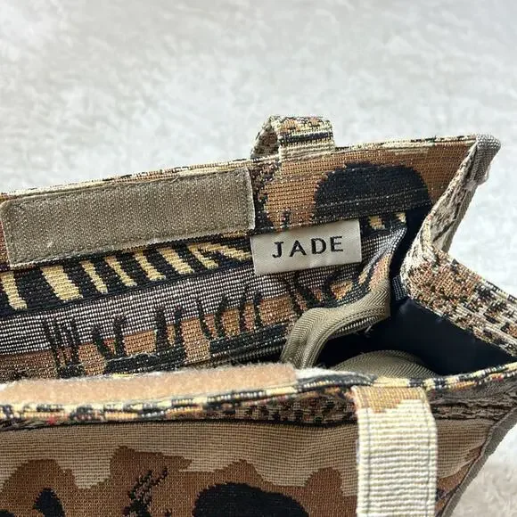 Jade safari tapestry tote shoulder bag with coin purse - Picture 8 of 12